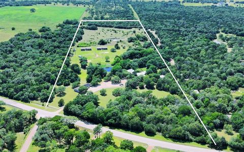 4110 FM 609 Flatonia TX 78941