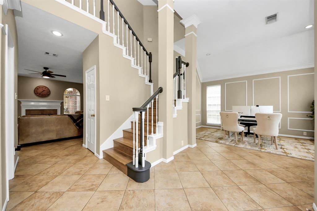 111 Knoll Forest Drive, Sugar Land, Texas image 18