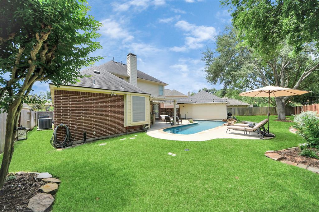 111 Knoll Forest Drive, Sugar Land, Texas image 31