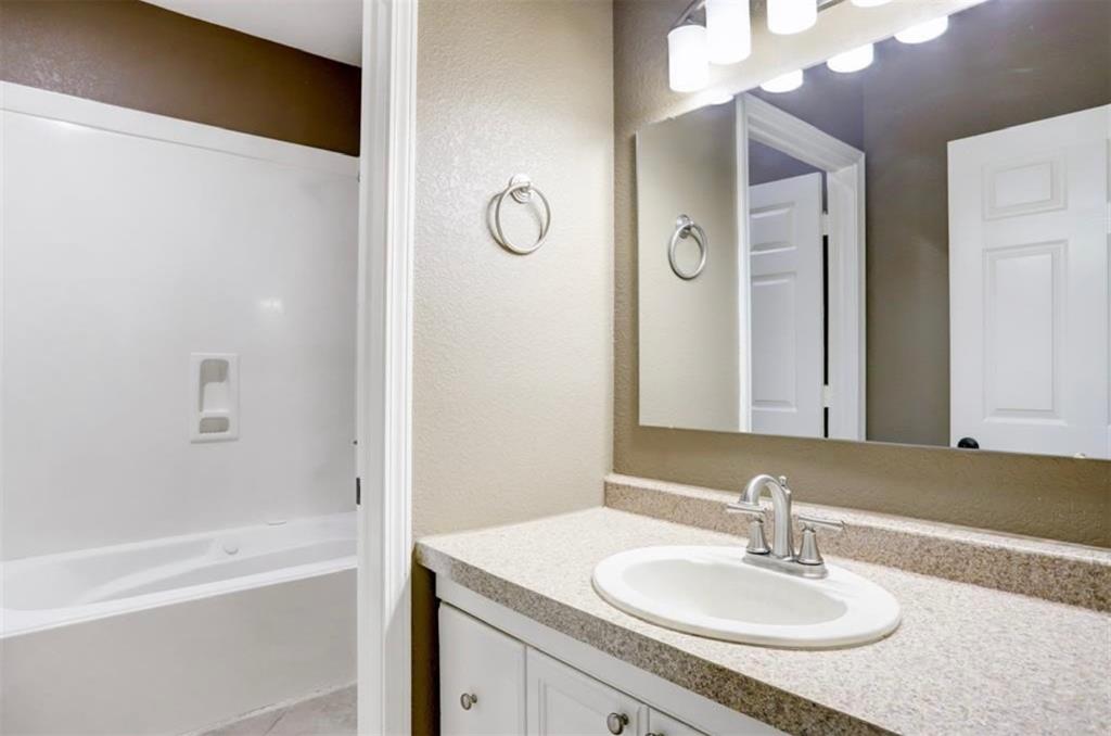 29015 Commons Oaks Drive, Huffman, Texas image 48
