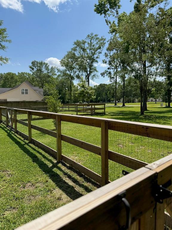 29015 Commons Oaks Drive, Huffman, Texas image 9