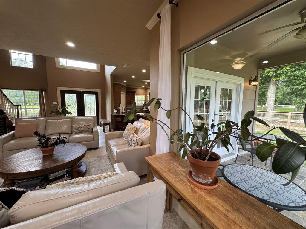 29015 Commons Oaks Drive, Huffman, Texas image 26