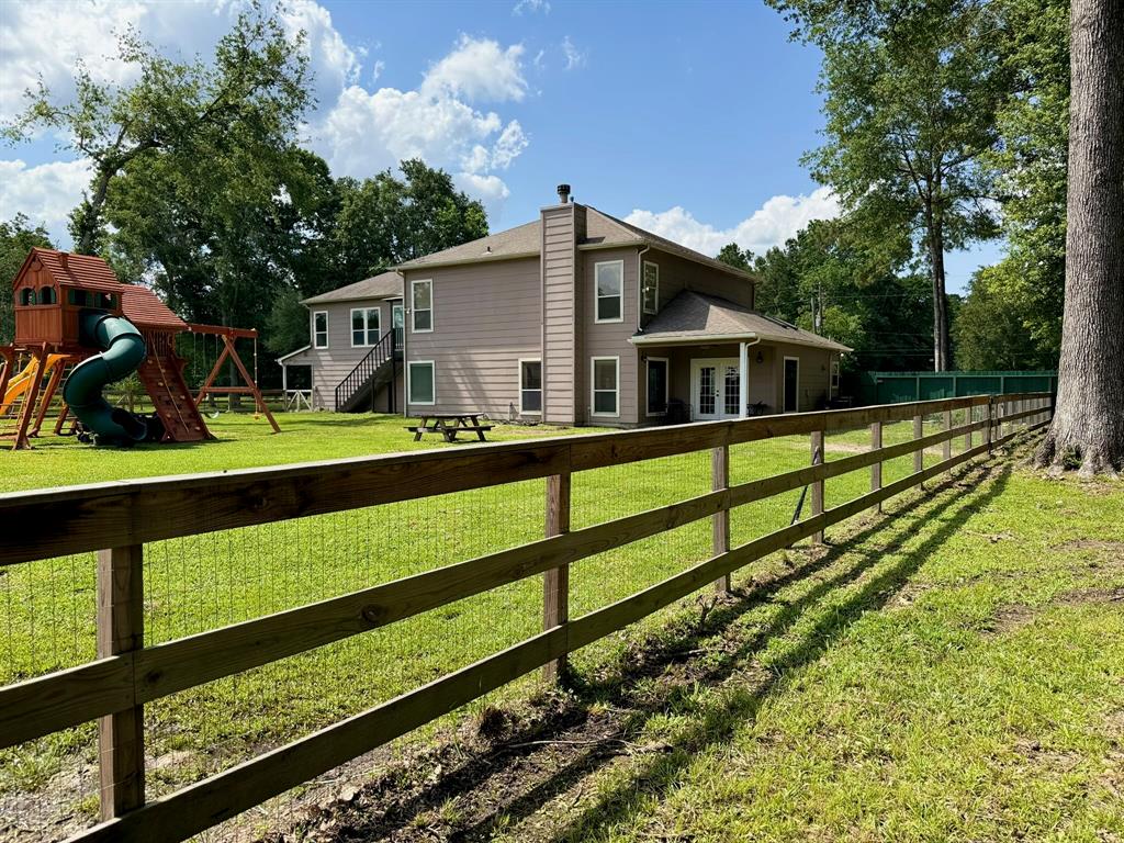 29015 Commons Oaks Drive, Huffman, Texas image 16