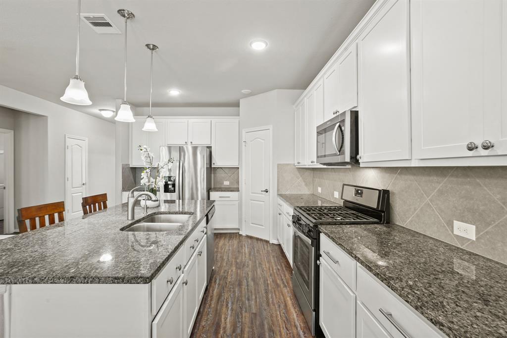 715 Red Elm Lane, Conroe, Texas image 3