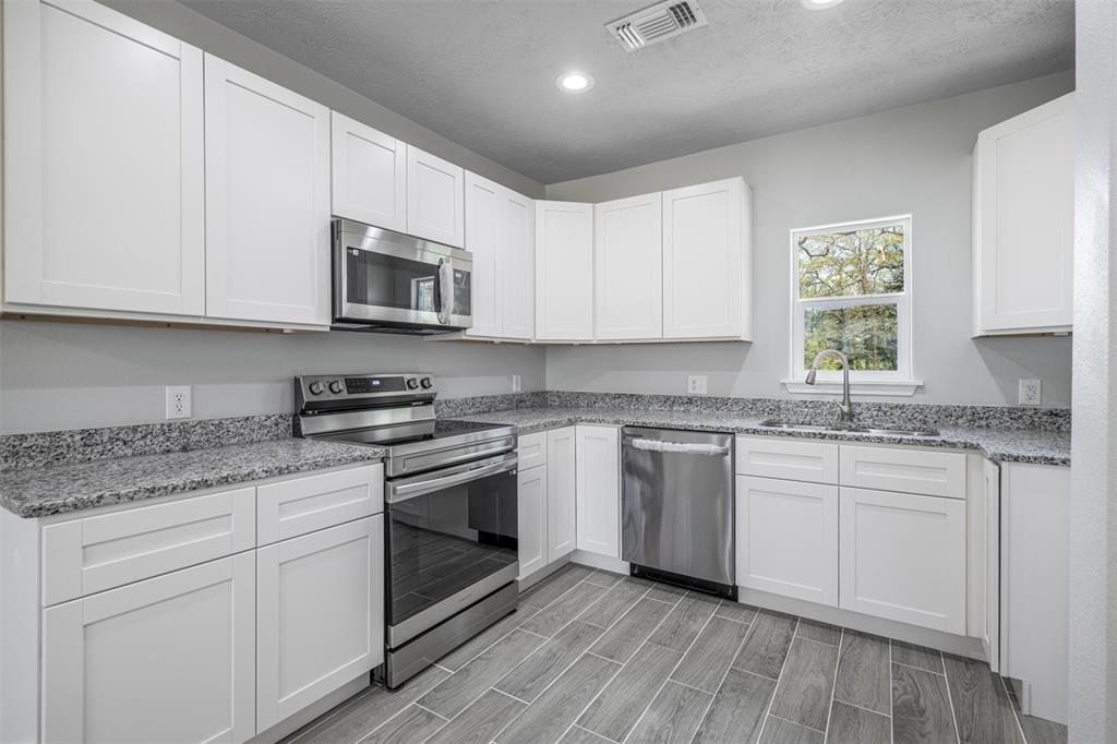 303 Apache Drive, Somerville, Texas image 8