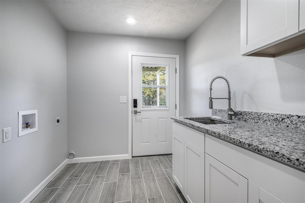 303 Apache Drive, Somerville, Texas image 16