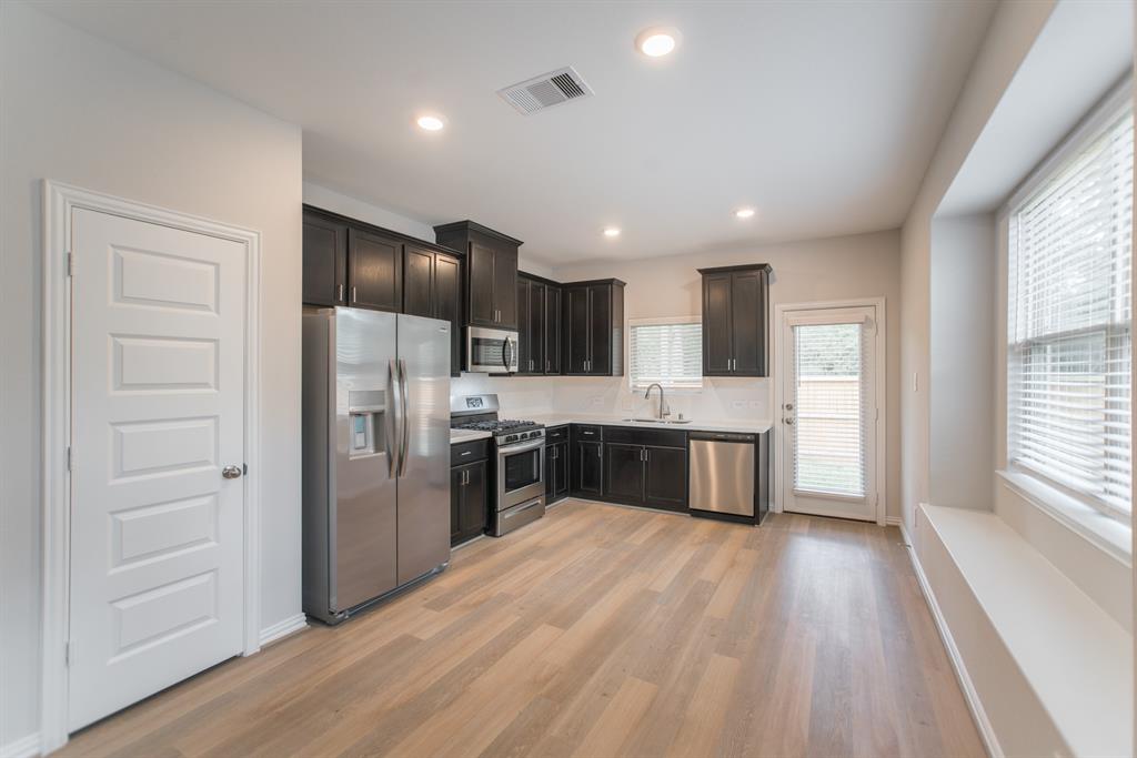 218 Skybranch Court, Conroe, Texas image 12