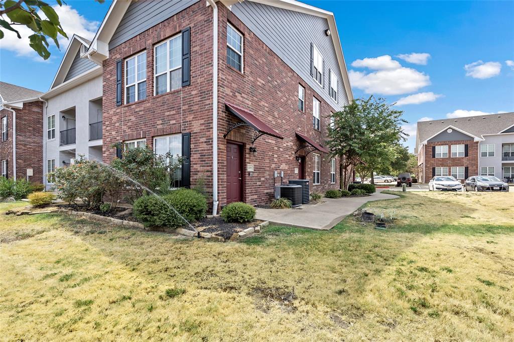 801 Luther Street W 1307