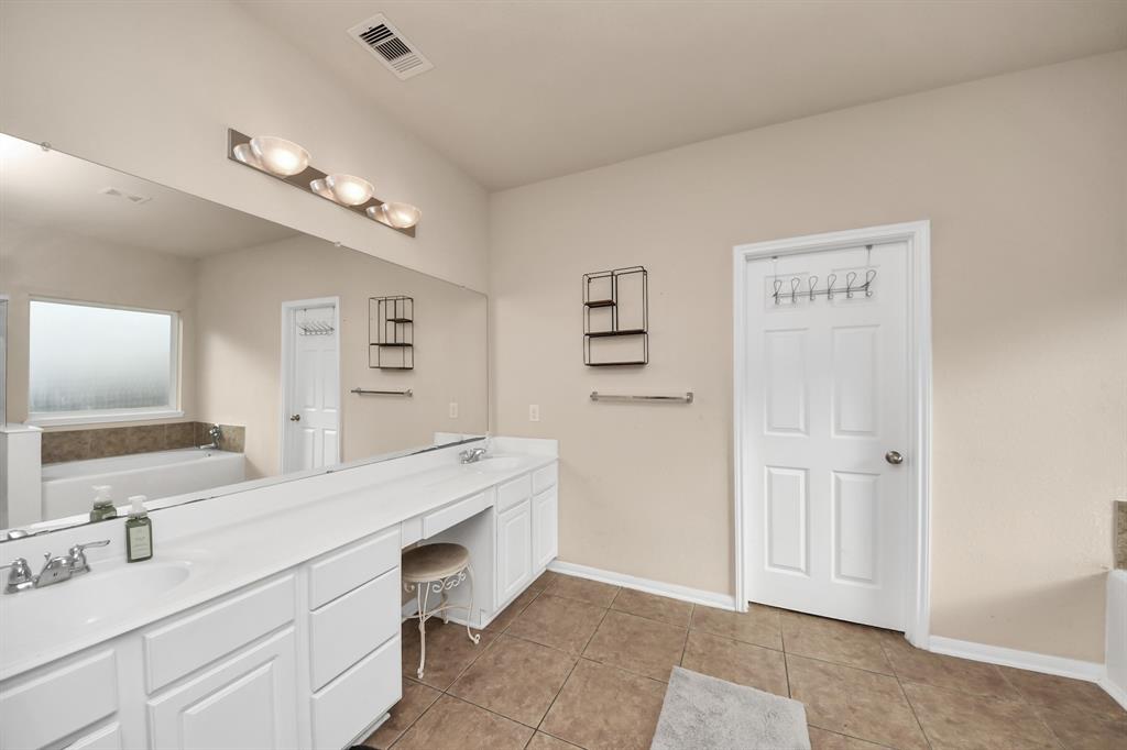 18915 Juniper Bend Ct Ct, Cypress, Texas image 15
