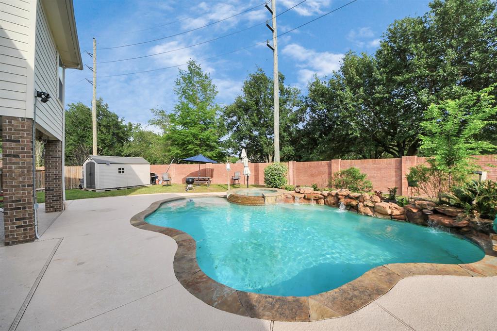 18915 Juniper Bend Ct Ct, Cypress, Texas image 6