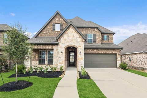 Photo of 12319 Palmetto Drive, Mont Belvieu, TX 77523 (MLS # 18079278) Photo of 12319 Palmetto Drive, Mont Belvieu, TX 77523 (MLS # 18079278)