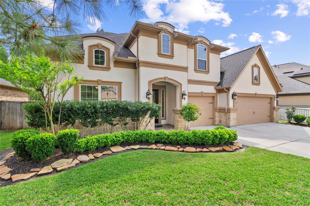 315 Lagarto Way, Pinehurst, Texas image 1
