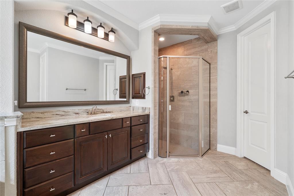 315 Lagarto Way, Pinehurst, Texas image 25