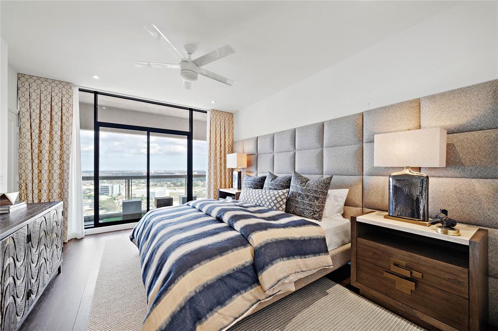 1701 Hermann Drive #21A, Houston, Texas image 7