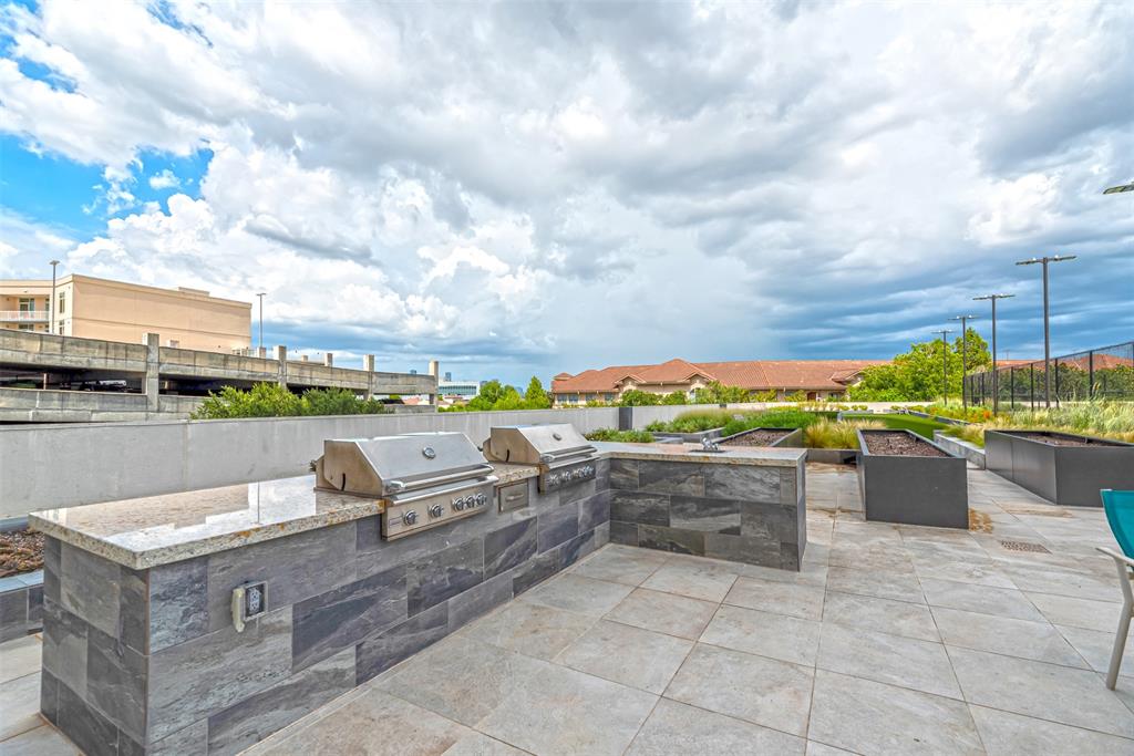 1701 Hermann Drive #21A, Houston, Texas image 23