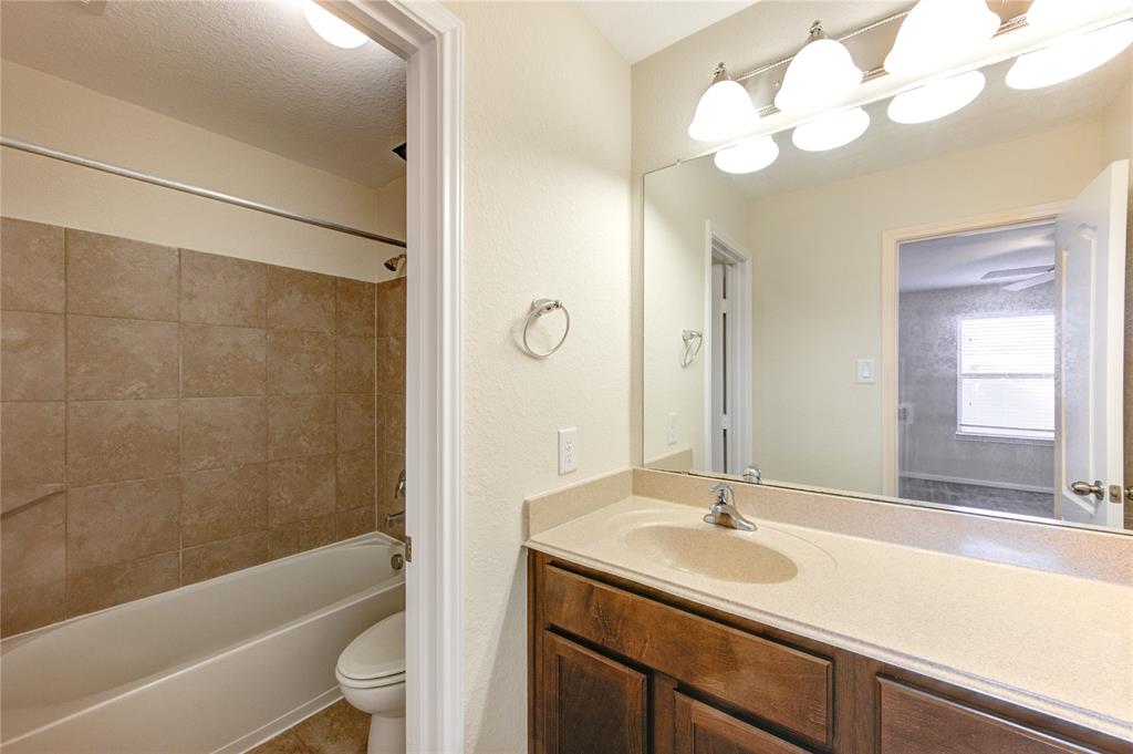 9002 Springcroft Court, Tomball, Texas image 31