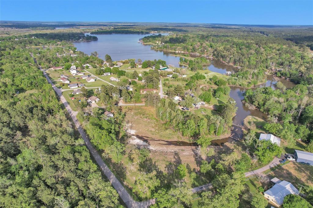 8 Lake Shore Lane, Riverside, Texas image 17