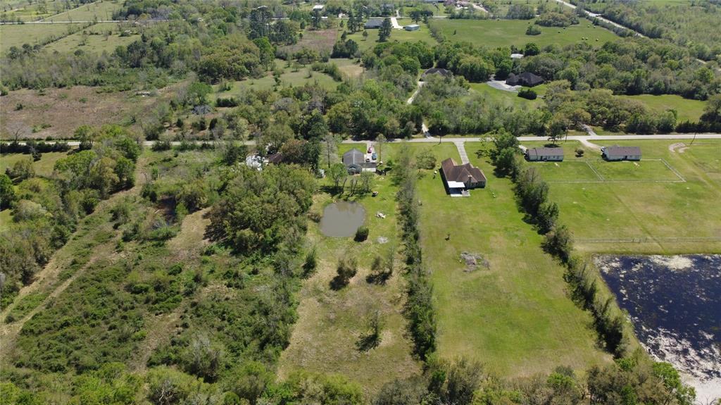 8703 County Road 48, Rosharon, Texas image 37