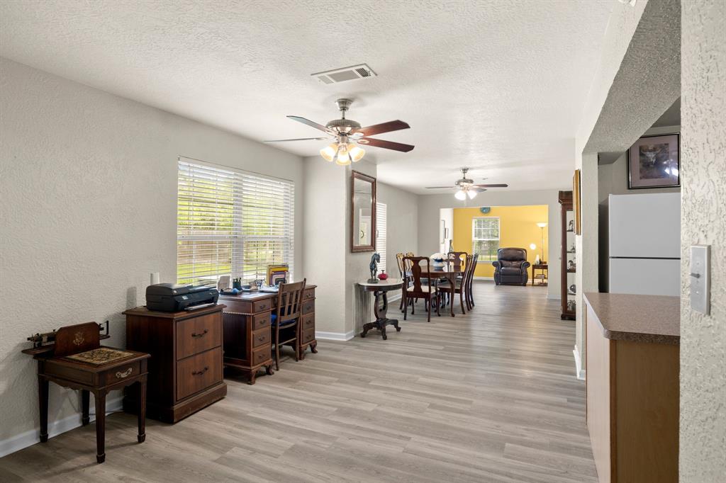 8703 County Road 48, Rosharon, Texas image 15