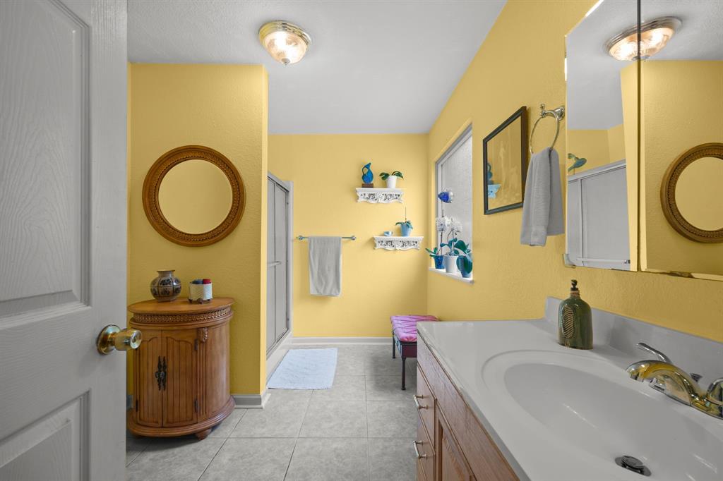 8703 County Road 48, Rosharon, Texas image 22