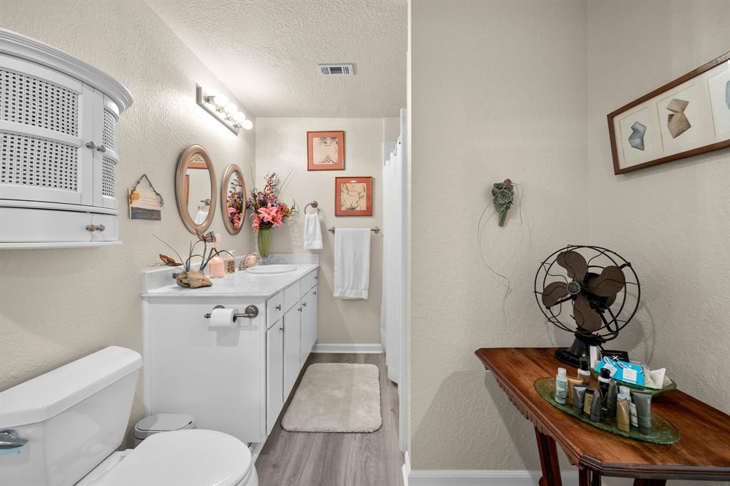 8703 County Road 48, Rosharon, Texas image 16
