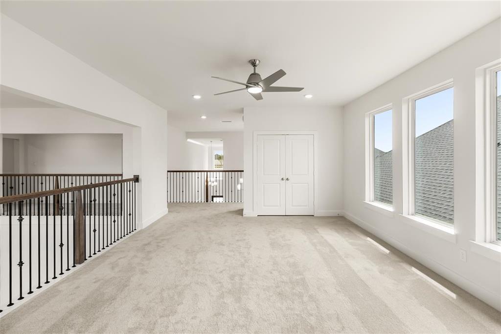 32010 Crested Knoll Court, Fulshear, Texas image 21