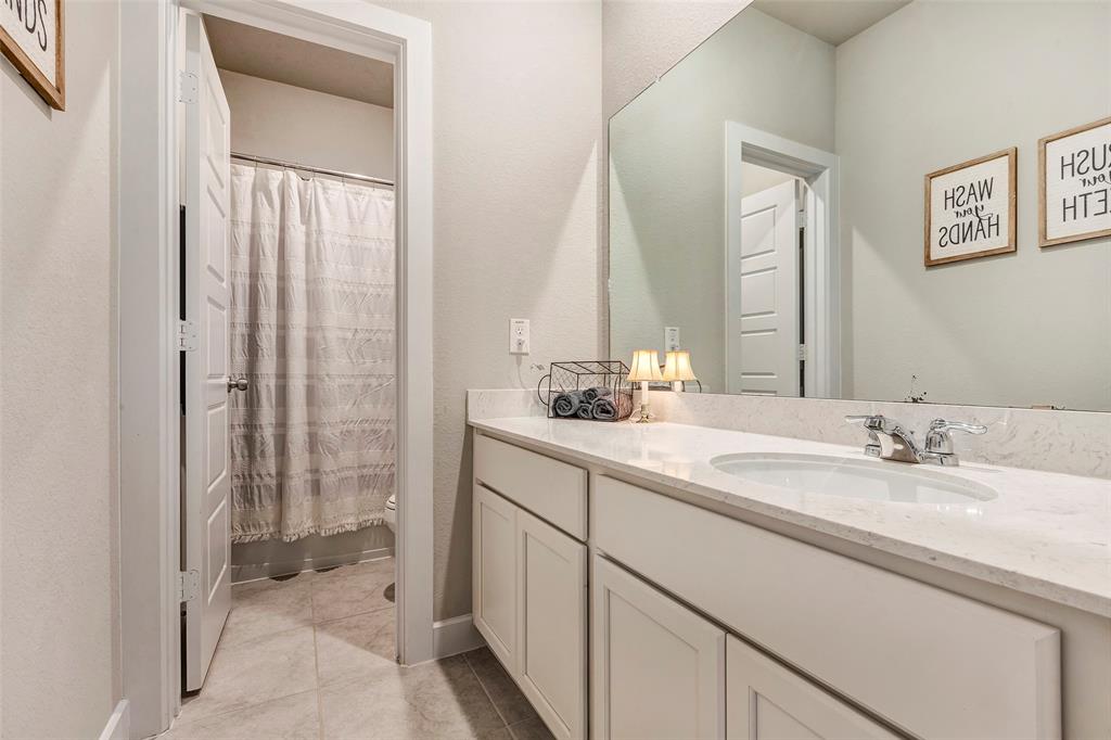 2510 Ocean Key Drive, Texas City, Texas image 28