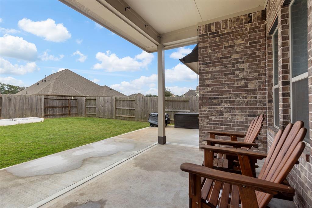 2818 Bretton Woods Drive, Conroe, Texas image 32