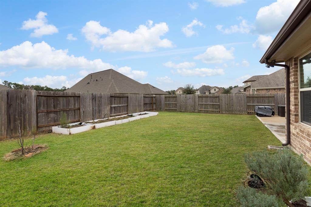 2818 Bretton Woods Drive, Conroe, Texas image 37