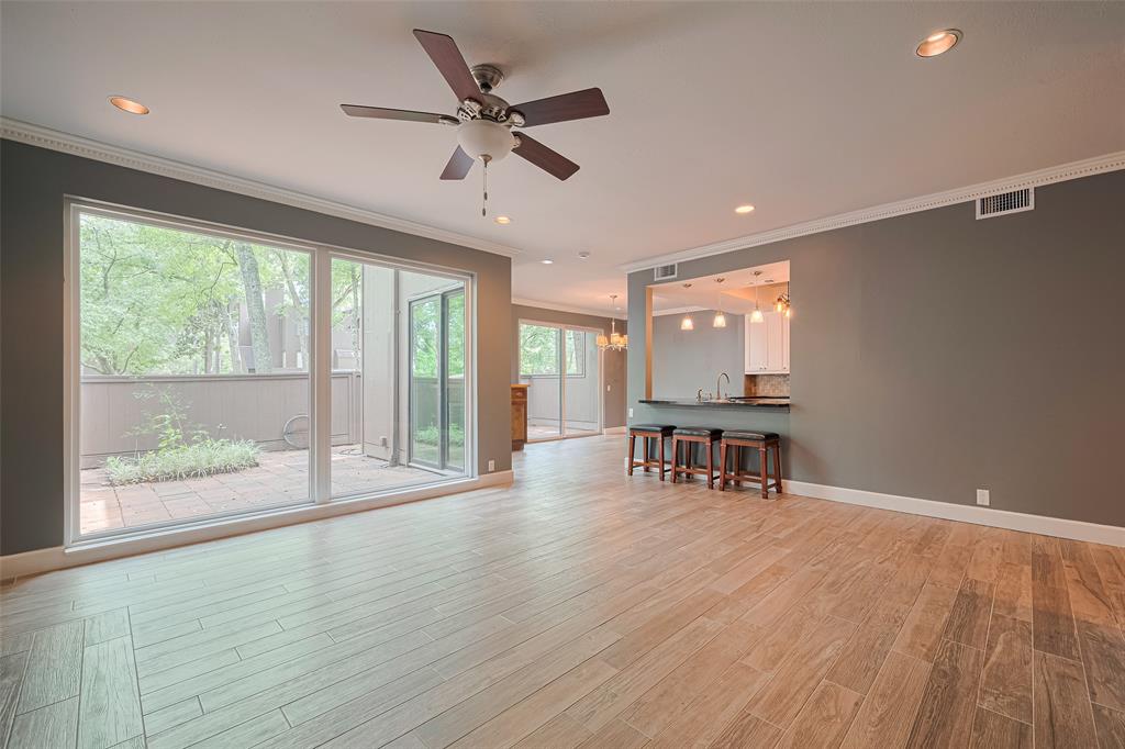 241 Litchfield Lane