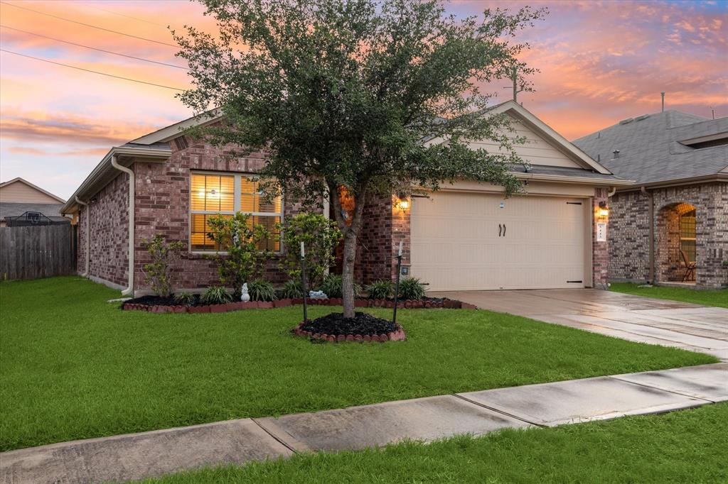 5443 Dunsmore Harbor Lane