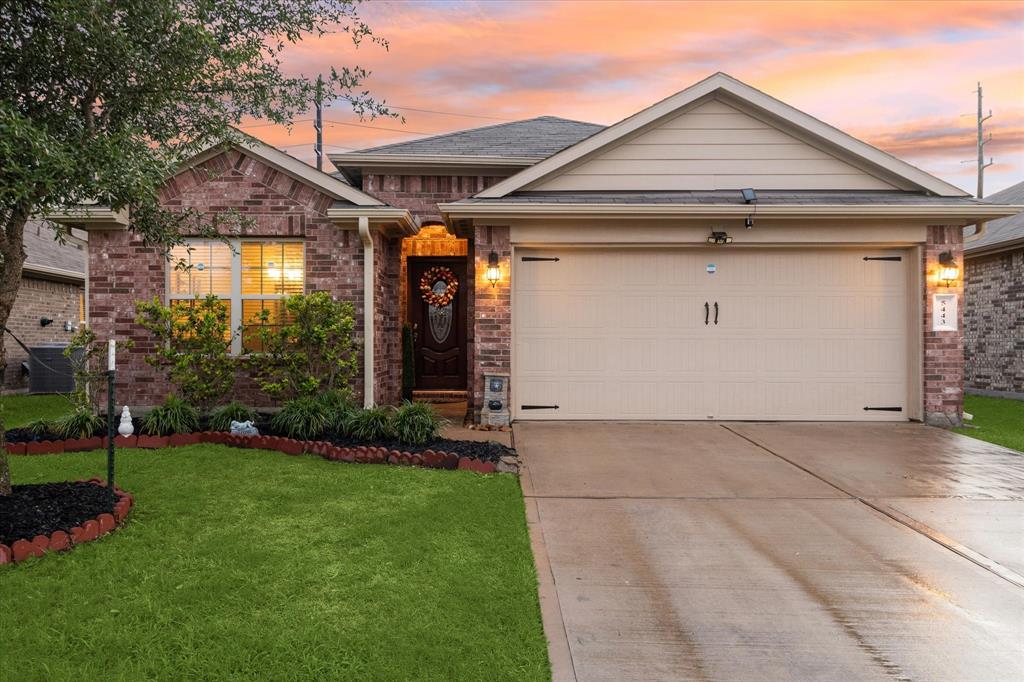 5443 Dunsmore Harbor Lane