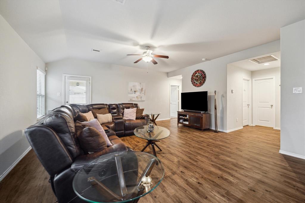 5443 Dunsmore Harbor Lane, Katy, Texas image 15