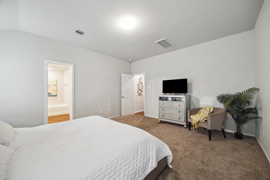 5443 Dunsmore Harbor Lane, Katy, Texas image 19