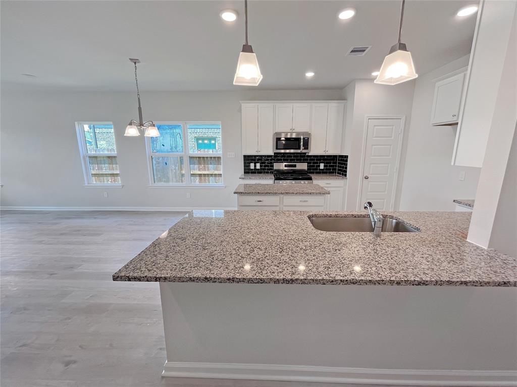 32402 Fly Fish Way