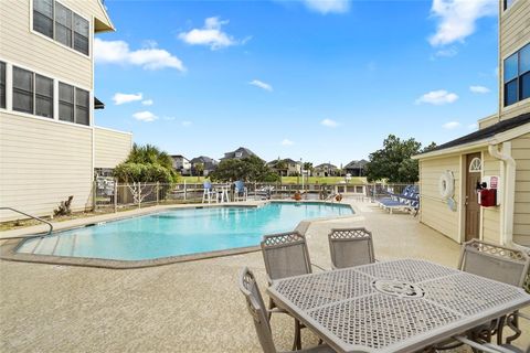 Townhouse in League City TX 881 Davis Road 23.jpg