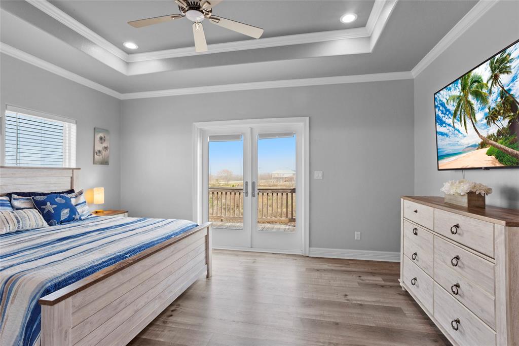 976 Mary Lynn, Crystal Beach, Texas image 10
