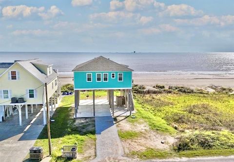 A home in Crystal Beach