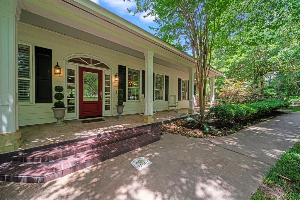 32819 Couples Court, Magnolia, Texas image 2