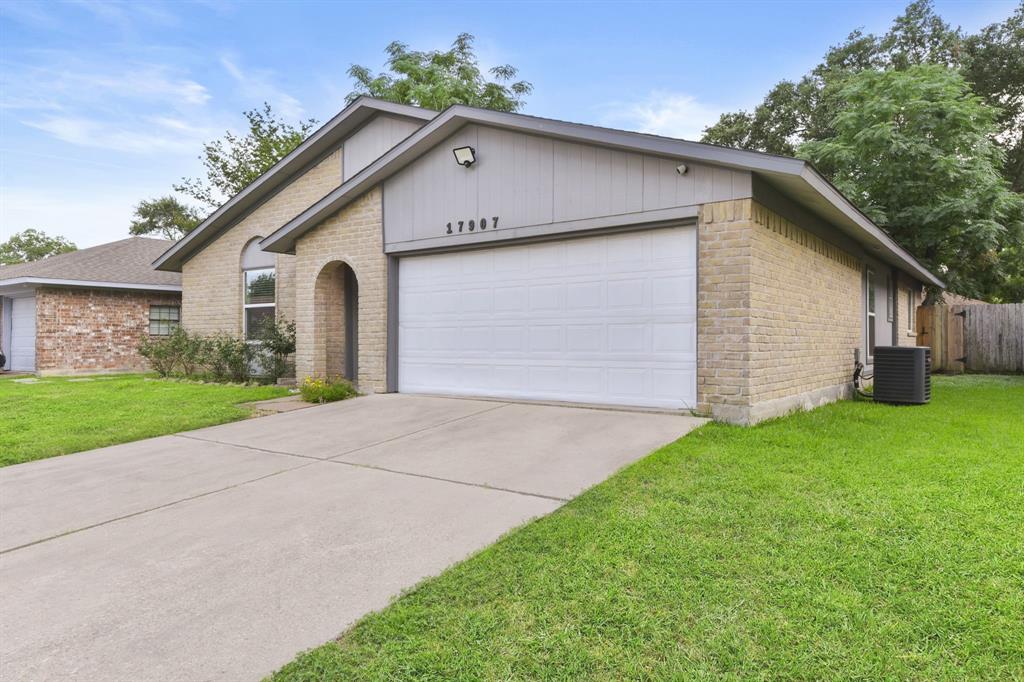17907 Wolf Hollow Drive