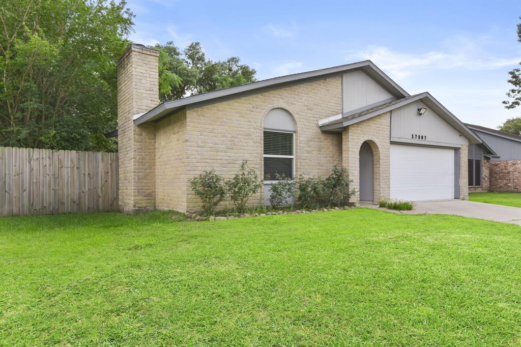 17907 Wolf Hollow Drive