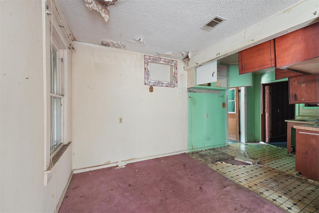 121 Lake Road