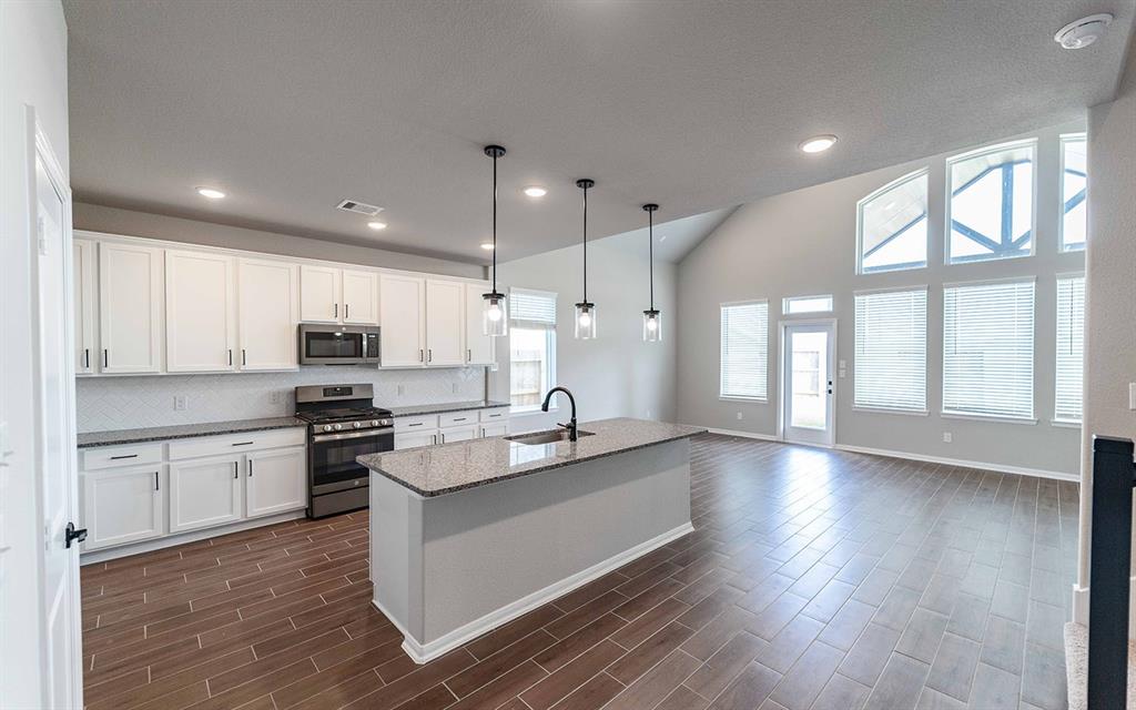 3823 Mulberry Farms Drive