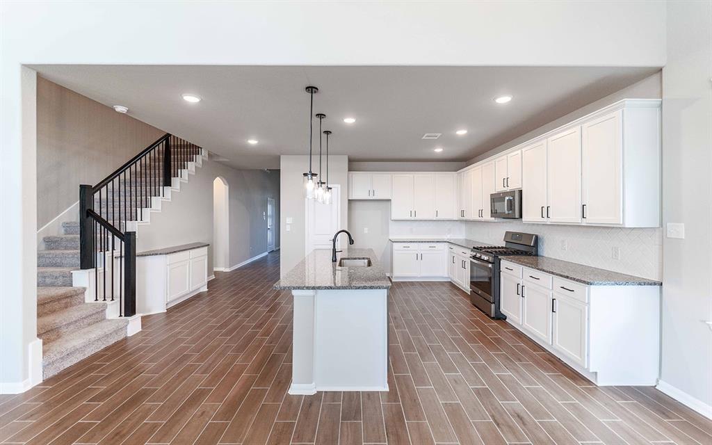 3823 Mulberry Farms Drive