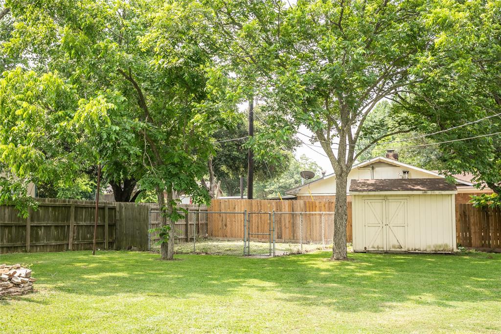 215 Edward Lane, Brenham, Texas image 31