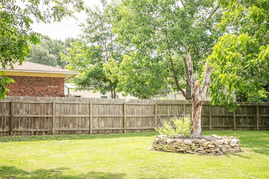 215 Edward Lane, Brenham, Texas image 30