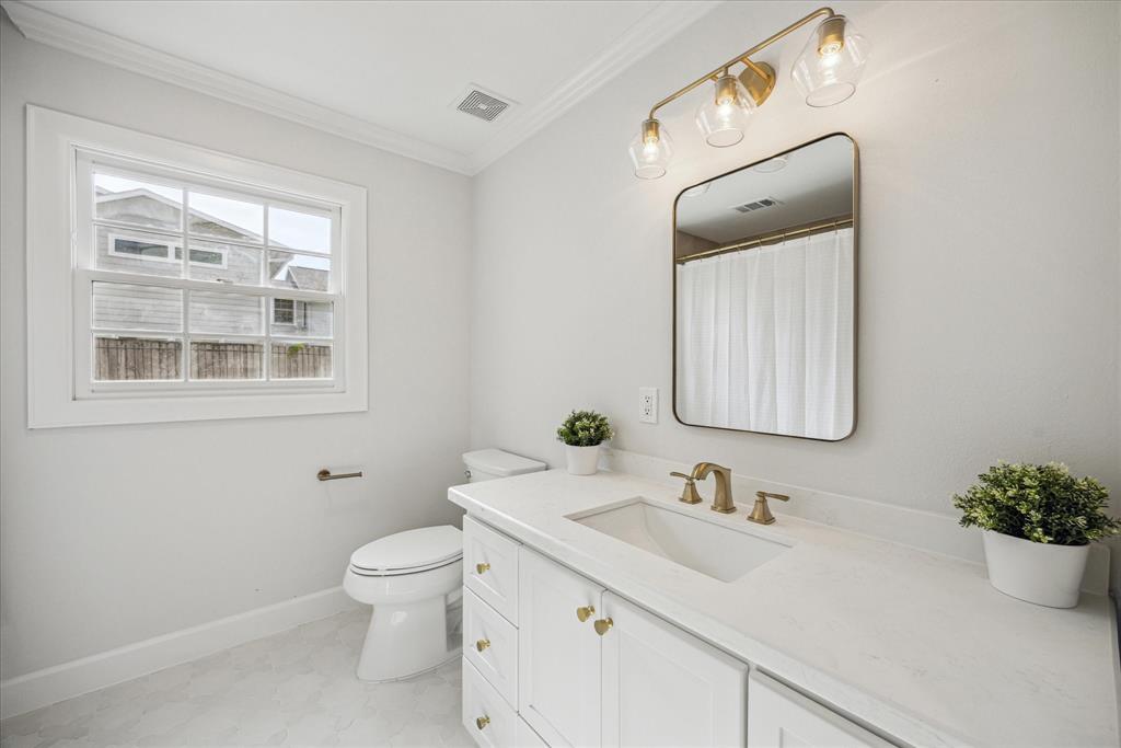 2518 Glen Haven Boulevard, Houston, Texas image 19