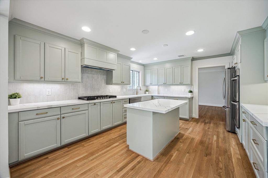 2518 Glen Haven Boulevard, Houston, Texas image 6