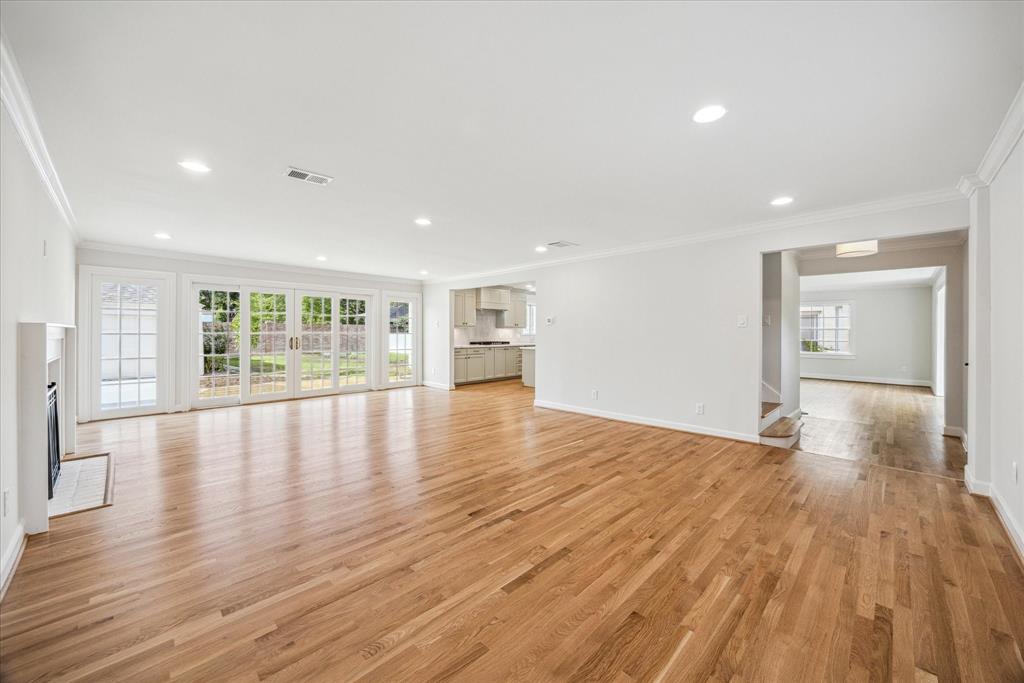 2518 Glen Haven Boulevard, Houston, Texas image 4