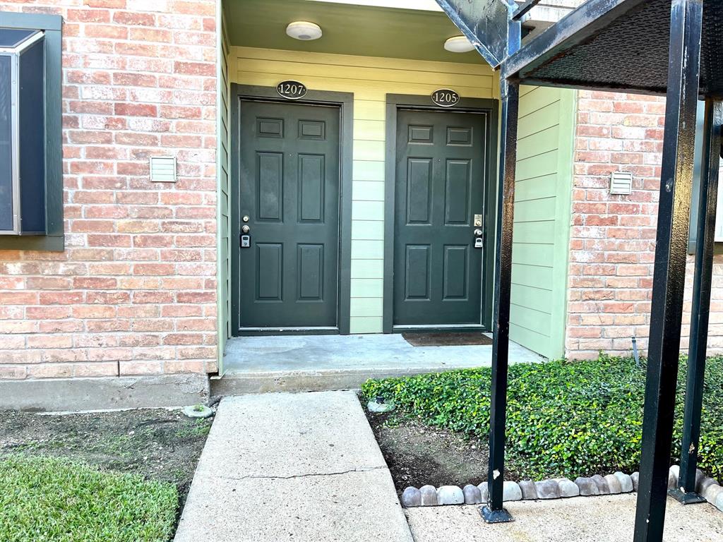 18800 Egret Bay Boulevard 1207